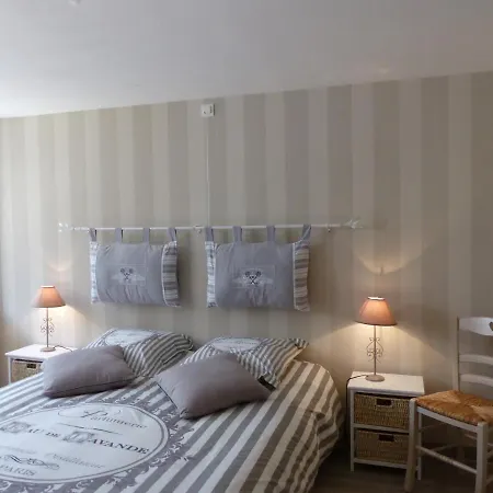 La Maison Aux Hortensias فندق مبيت وإفطار 3*