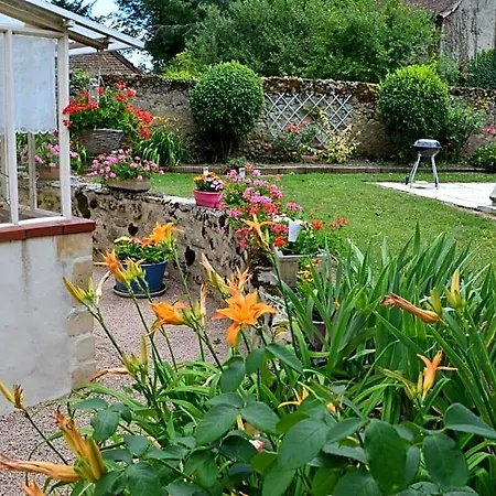 La Maison Aux Hortensias 3* Verneuil-en-Bourbonnais