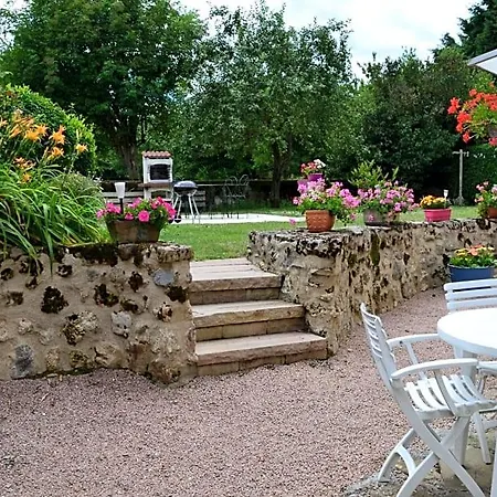 Bed and Breakfast La Maison Aux Hortensias Verneuil-en-Bourbonnais