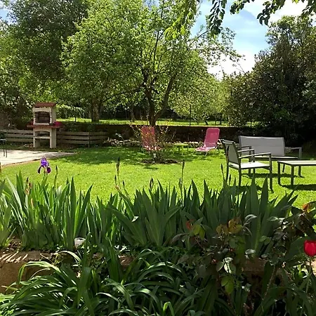 La Maison Aux Hortensias Bed and Breakfast